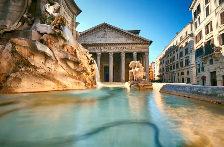 piazza rotonda